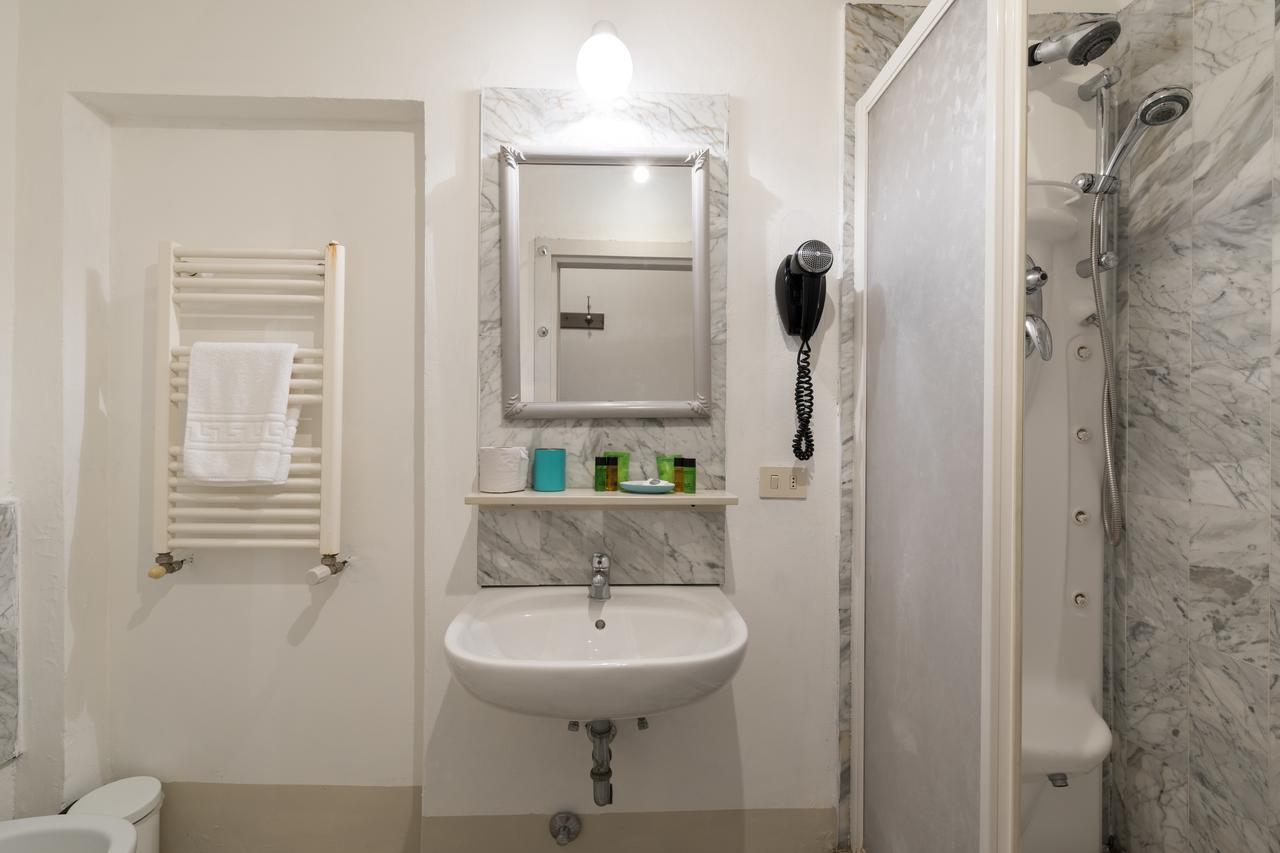 F7 - Santa Croce One Bedroom Flat For 2 Or 3 Guests Florens Exteriör bild
